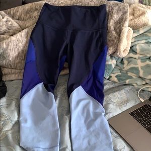 Blue detailed Cropped Active Leggings